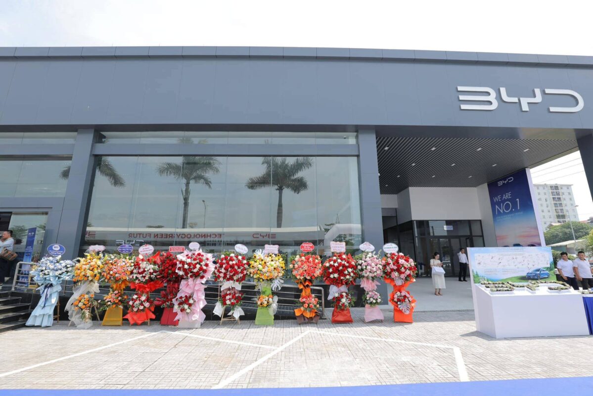 Đại lý BYD Long Biên – Địa chỉ mua xe điện chính hãng, dịch vụ hậu mãi uy tín 3 Đại lý BYD Long Biên là sự lựa chọn hàng đầu của nhiều khách hàng