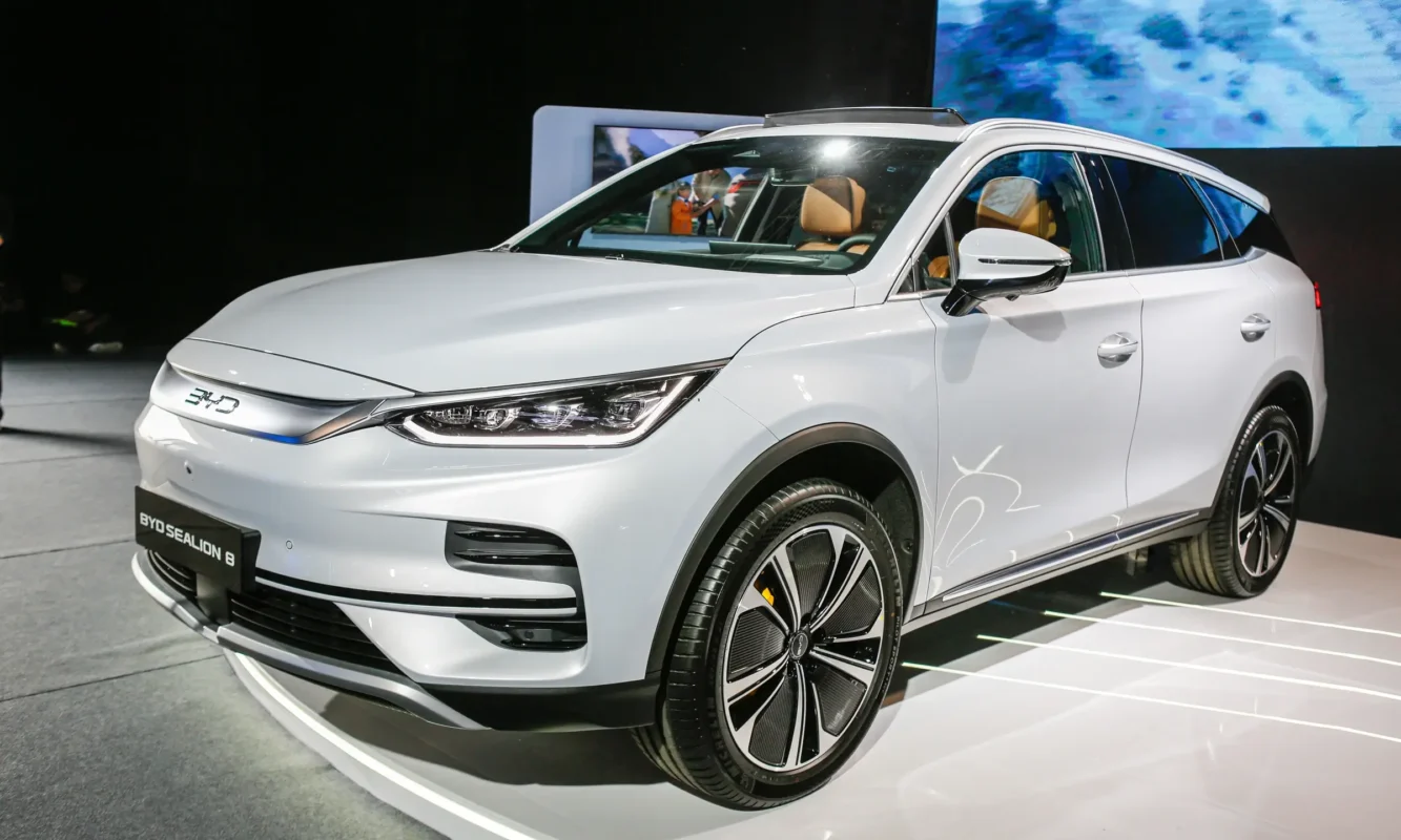 Xe BYD SEALION 8