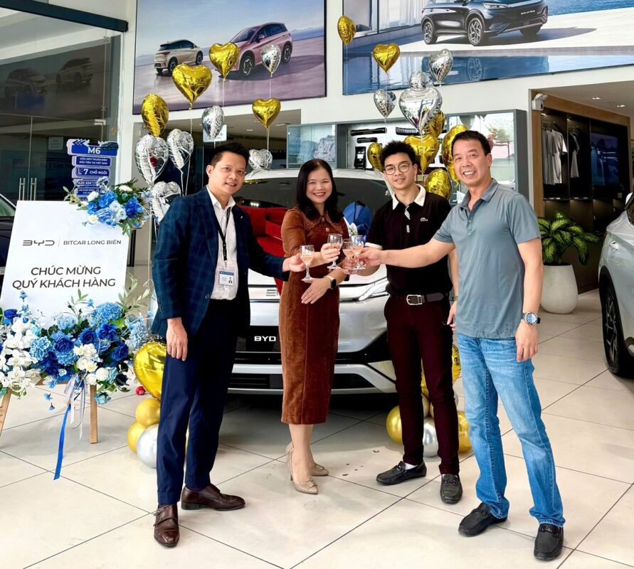 Showroom BYD Long Biên – Lái thử thực tế, tư vấn tận tâm, đặt cọc nhanh gọn 3 gen h z6748071216790 8b83b41394ba4825d88d7f22fa833295