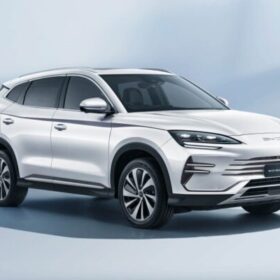 Xe hybrid BYD